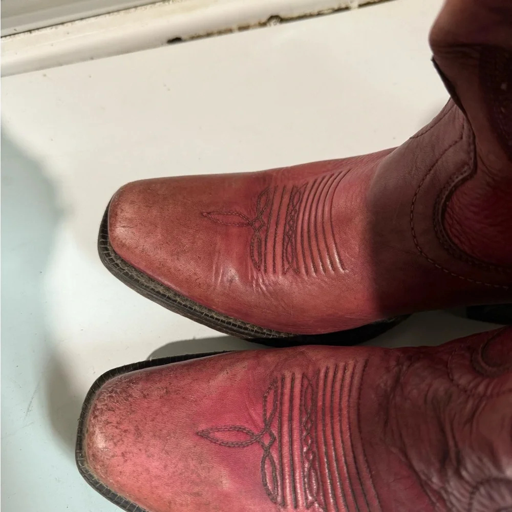 Ariat Women's Pink Cowboy Boots - Picture 5 of 6